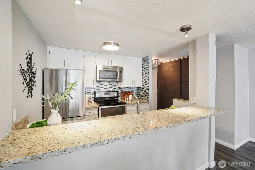 2219 14th Avenue W Seattle WA 98119
