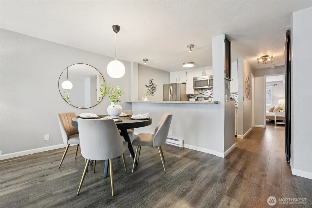 2219 14th Avenue W Seattle WA 98119