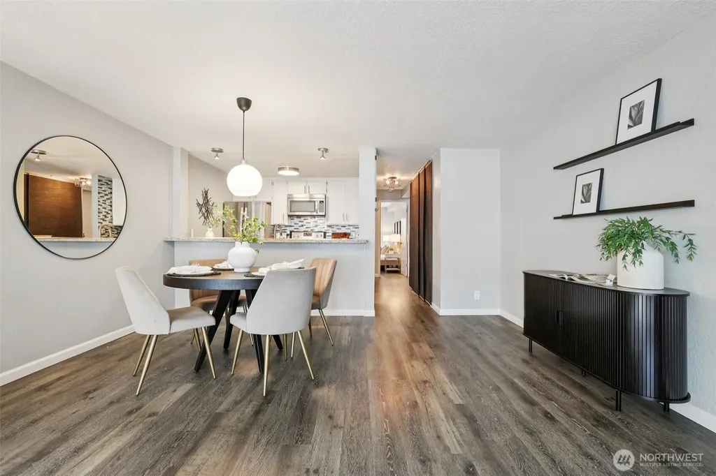2219 14th Avenue W Seattle WA 98119