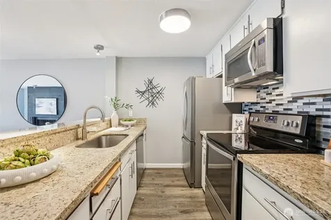 2219 14th Avenue W Seattle WA 98119