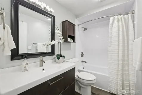 2219 14th Avenue W Seattle WA 98119