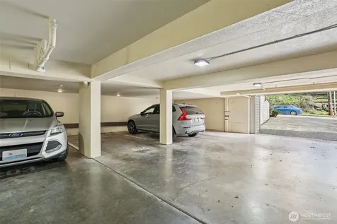 2219 14th Avenue W Seattle WA 98119
