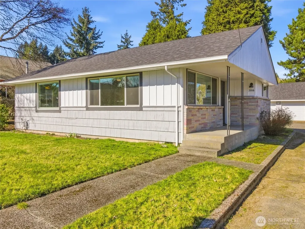 2016 Dickinson Avenue NW Olympia WA 98502
