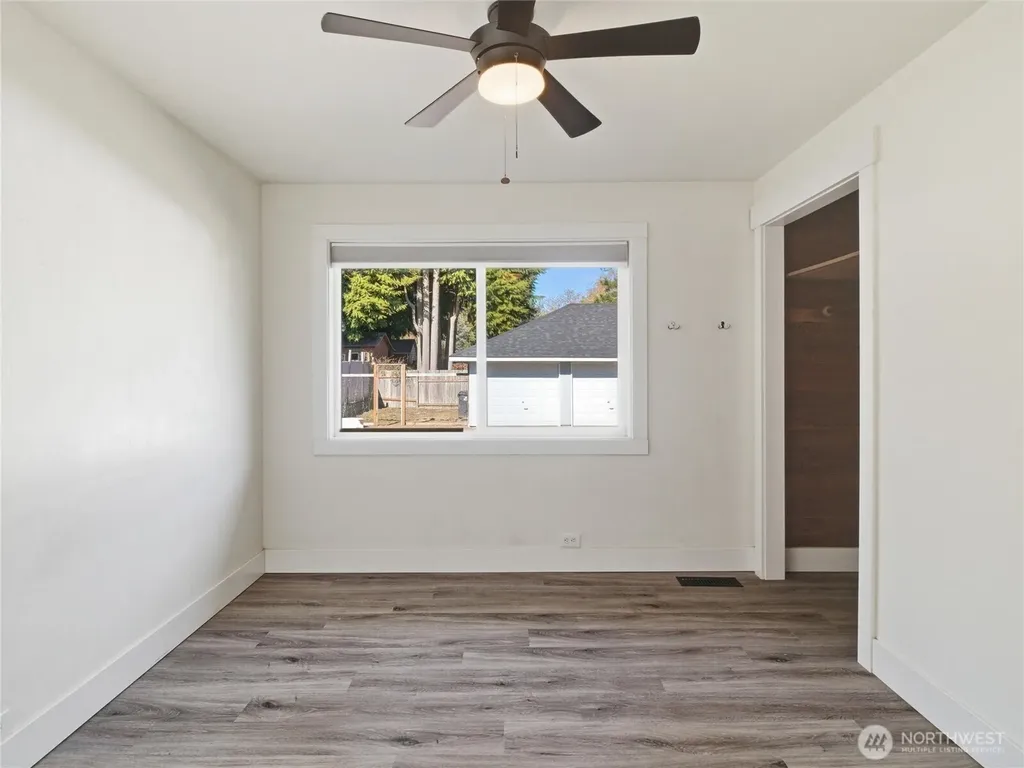 2016 Dickinson Avenue NW Olympia WA 98502