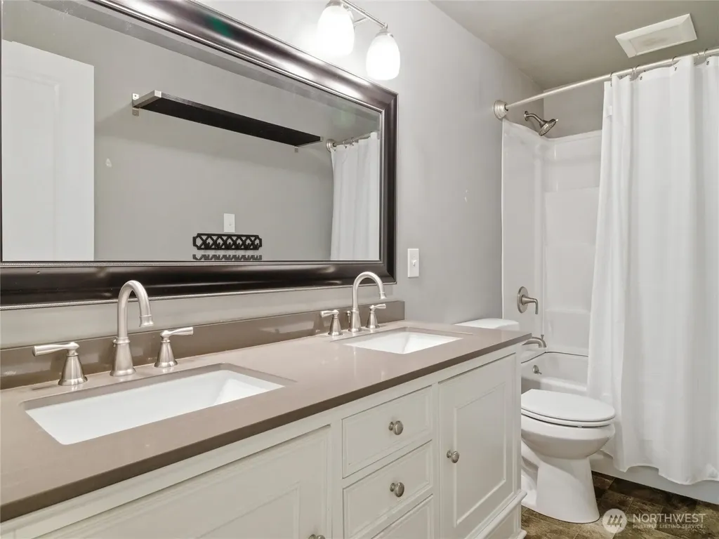 2016 Dickinson Avenue NW Olympia WA 98502