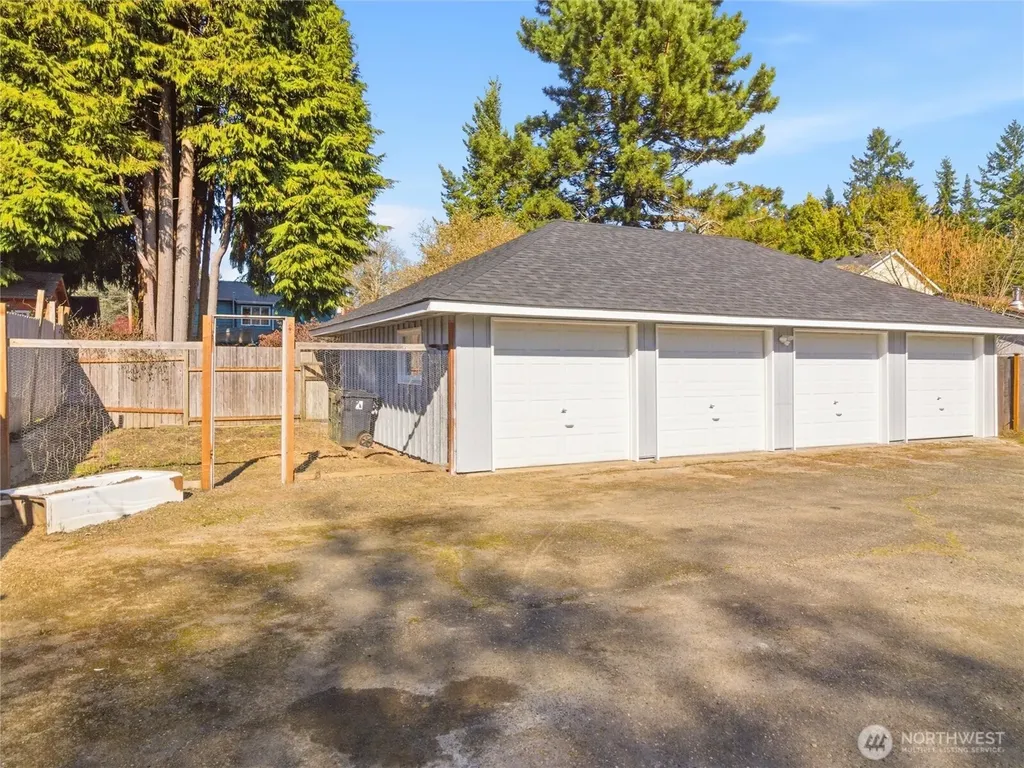 2016 Dickinson Avenue NW Olympia WA 98502