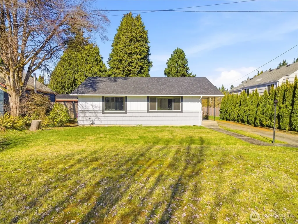 2016 Dickinson Avenue NW Olympia WA 98502