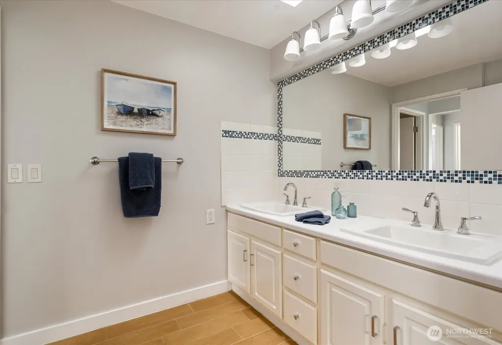 3661 Shorewood Avenue Greenbank WA 98253