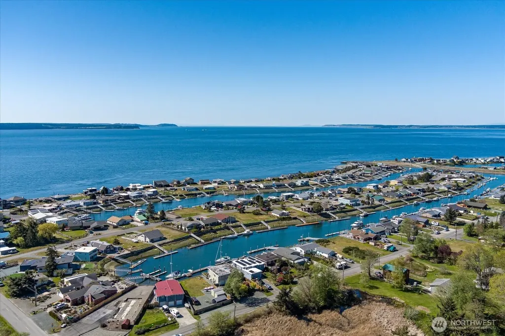 3661 Shorewood Avenue Greenbank WA 98253