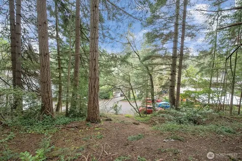 516 North 178th Court Shoreline WA 98133
