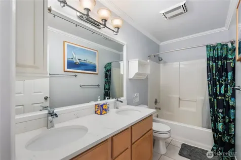16502 NE 180th Place Woodinville WA 98072