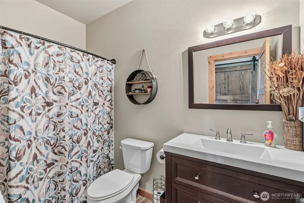371 Toledo-vader Road Toledo WA 98591