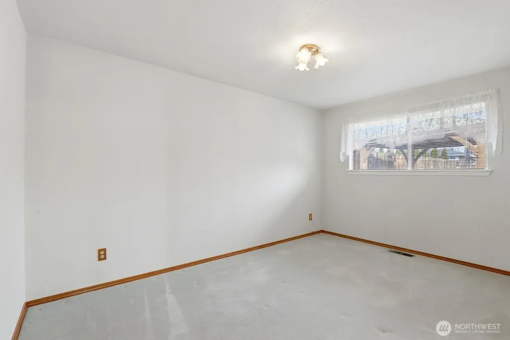 119 N 46th Avenue Yakima WA 98908