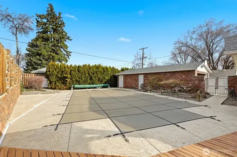 119 N 46th Avenue Yakima WA 98908
