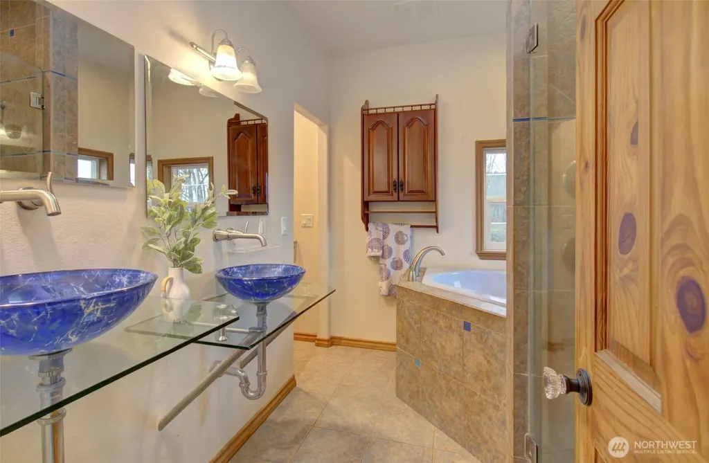 498 Bryant Hill Road Woodland WA 98674