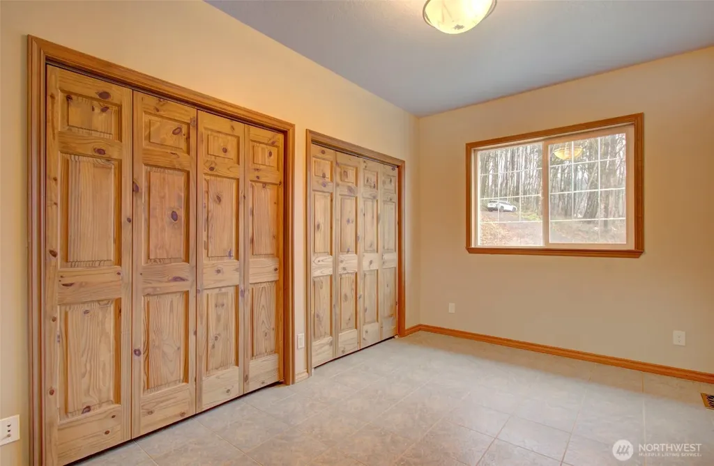 498 Bryant Hill Road Woodland WA 98674