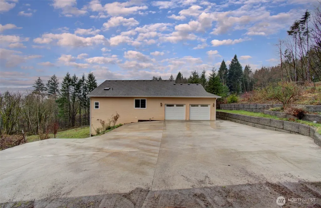498 Bryant Hill Road Woodland WA 98674