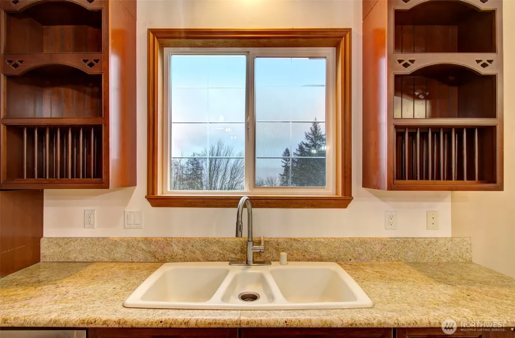 498 Bryant Hill Road Woodland WA 98674