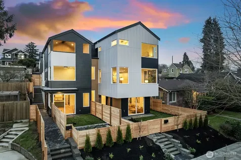 3808 42nd Avenue SW Seattle WA 98116
