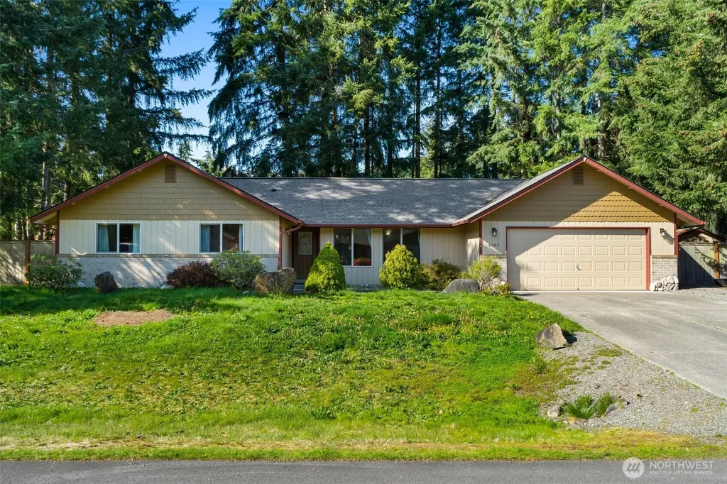 6107 189th Loop SW Rochester WA 98579