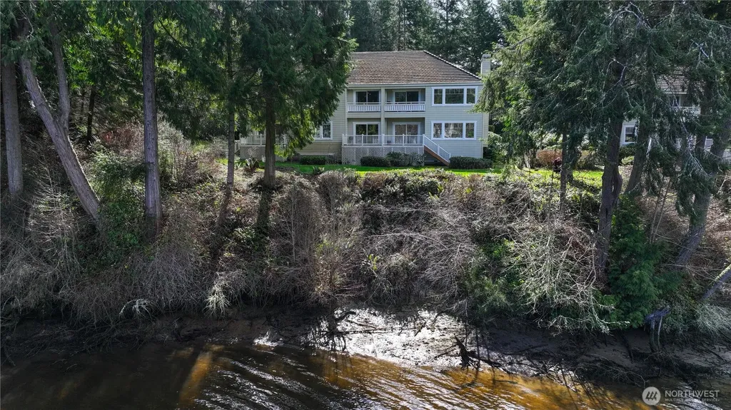 91 N Chandler Court Port Ludlow WA 98365