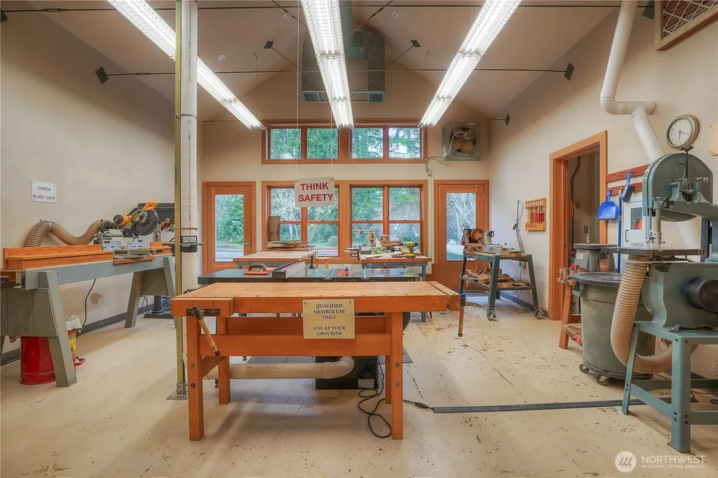 91 N Chandler Court Port Ludlow WA 98365