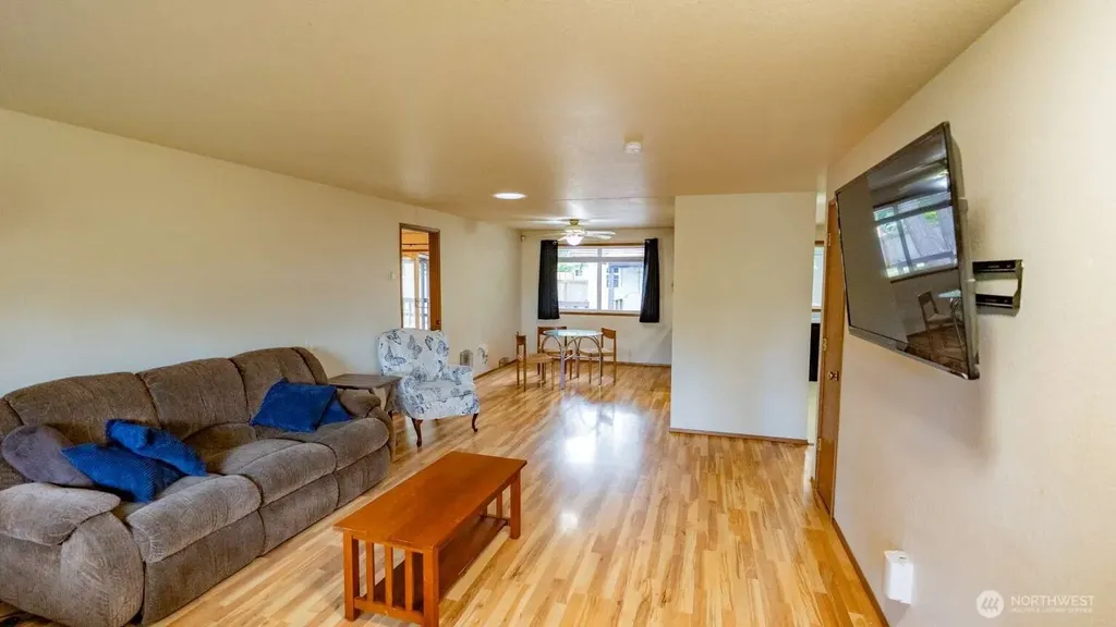 17110 11th Ave Court E Spanaway WA 98387