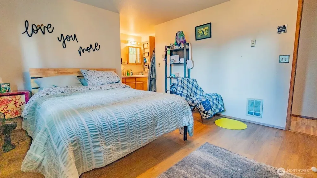17110 11th Ave Court E Spanaway WA 98387