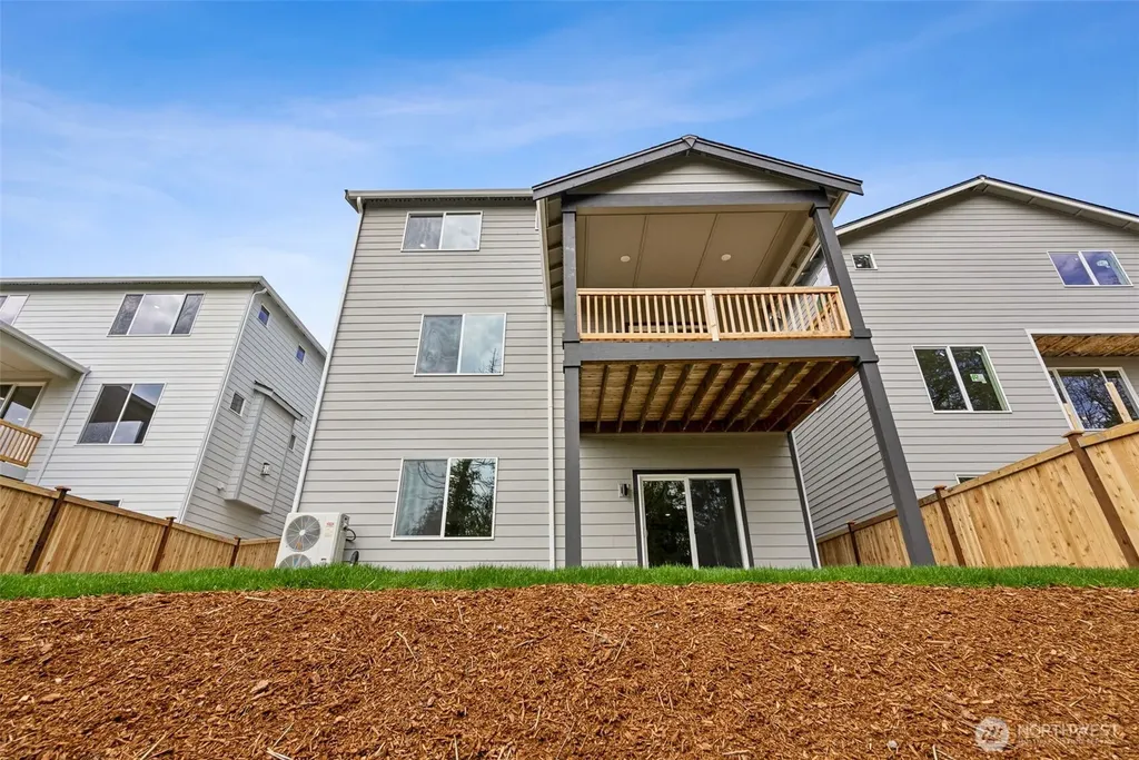 2055 NE Norseman Way Poulsbo WA 98370
