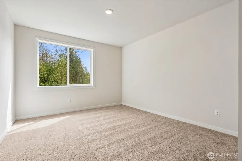 2055 NE Norseman Way Poulsbo WA 98370