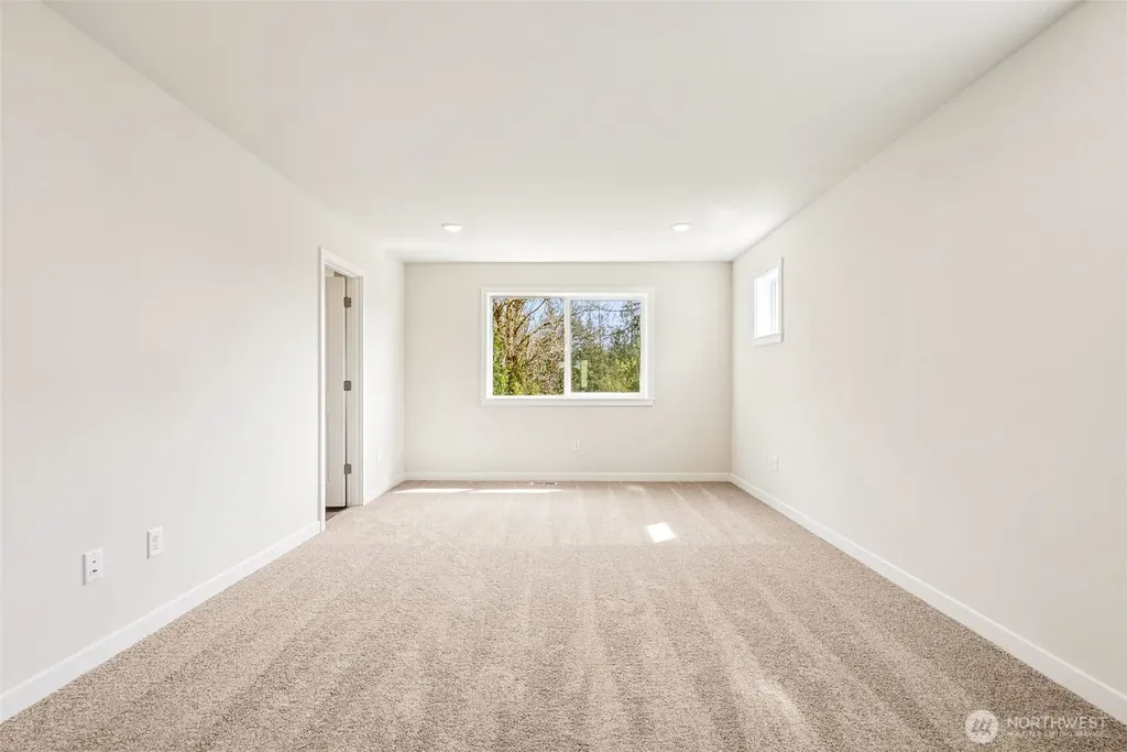 2055 NE Norseman Way Poulsbo WA 98370