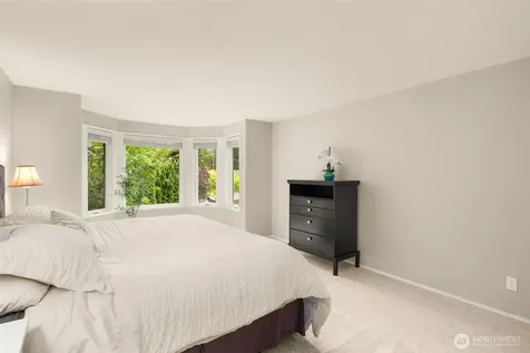 24109 SE 44th Court Sammamish WA 98029