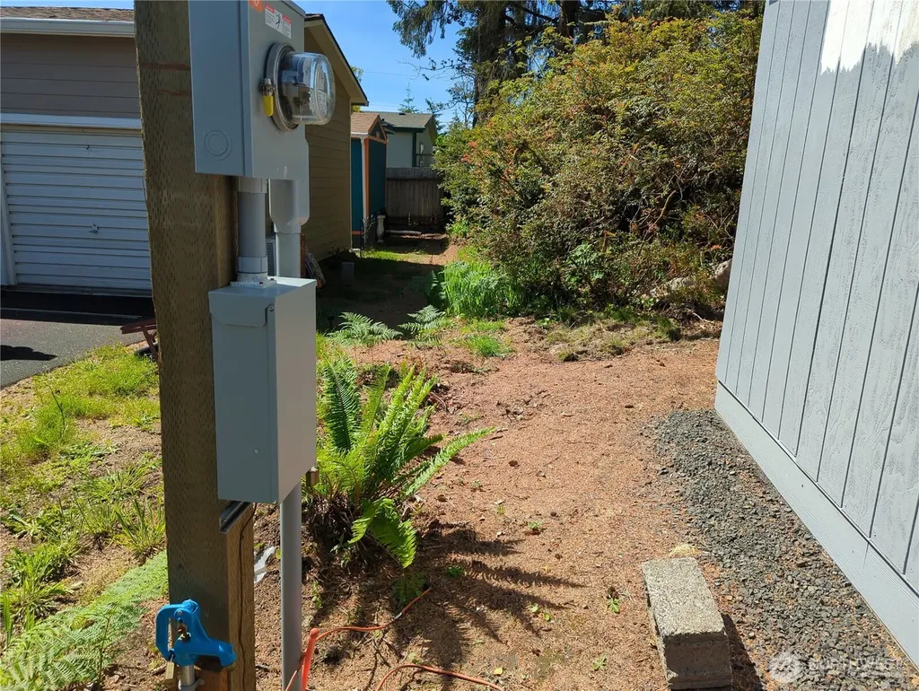 2100 266th Place Ocean Park WA 98640