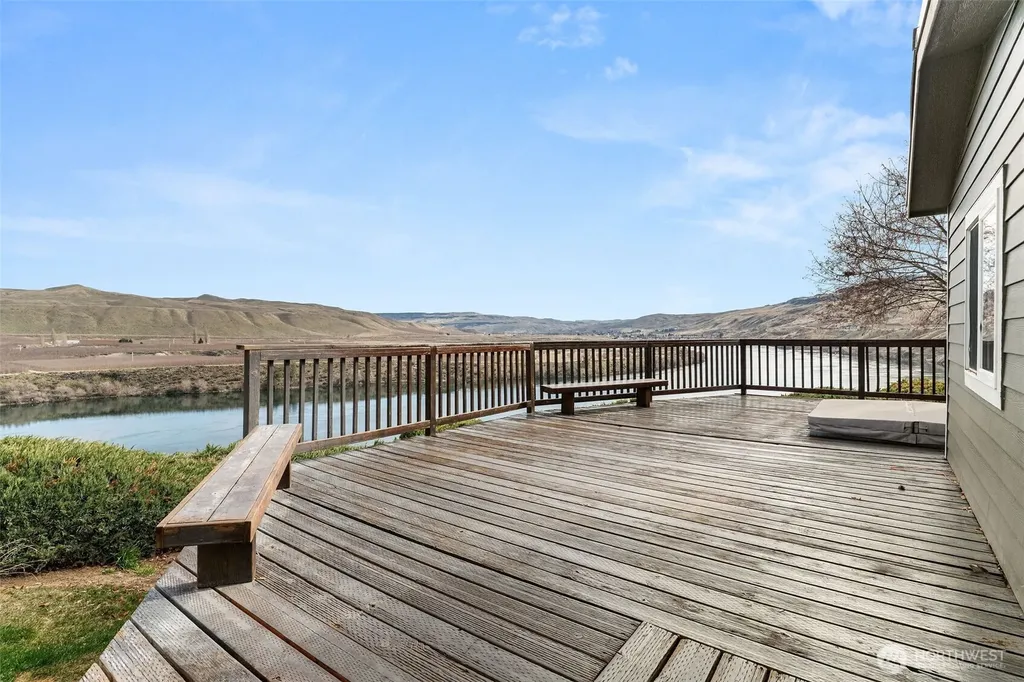 384 Sr 173 Brewster WA 98812