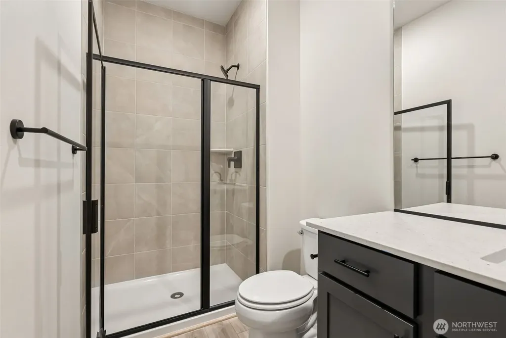 2049 NE Norseman Way Poulsbo WA 98370
