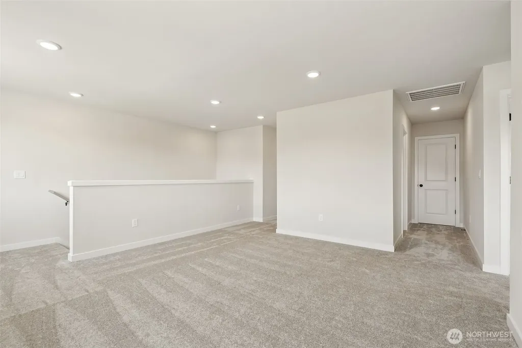 2049 NE Norseman Way Poulsbo WA 98370