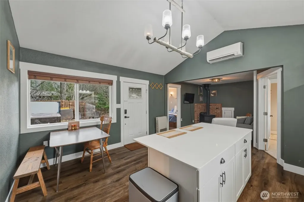 6425 Little Big Horn Maple Falls WA 98266