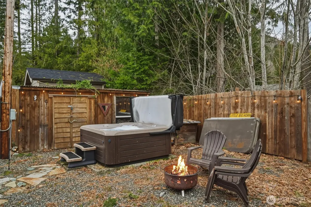 6425 Little Big Horn Maple Falls WA 98266