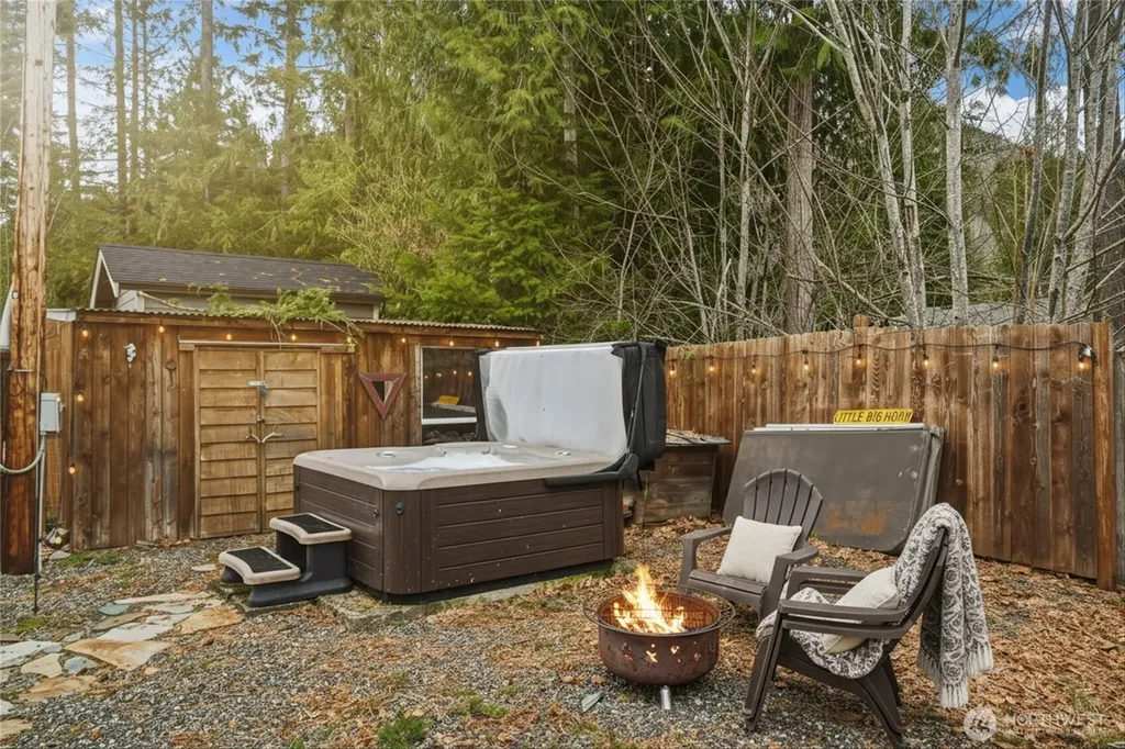 6425 Little Big Horn Maple Falls WA 98266
