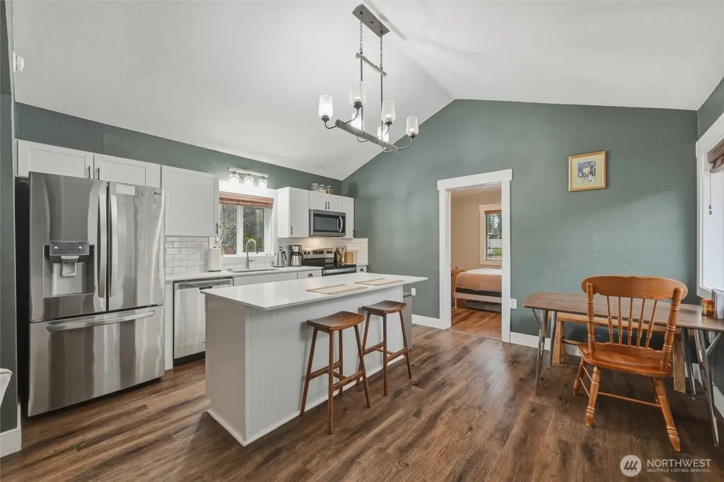 6425 Little Big Horn Maple Falls WA 98266