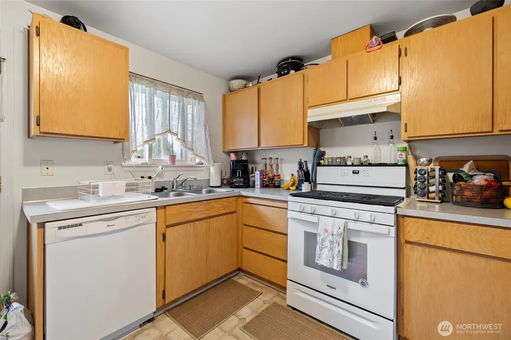 45082 Shields Court Concrete WA 98237