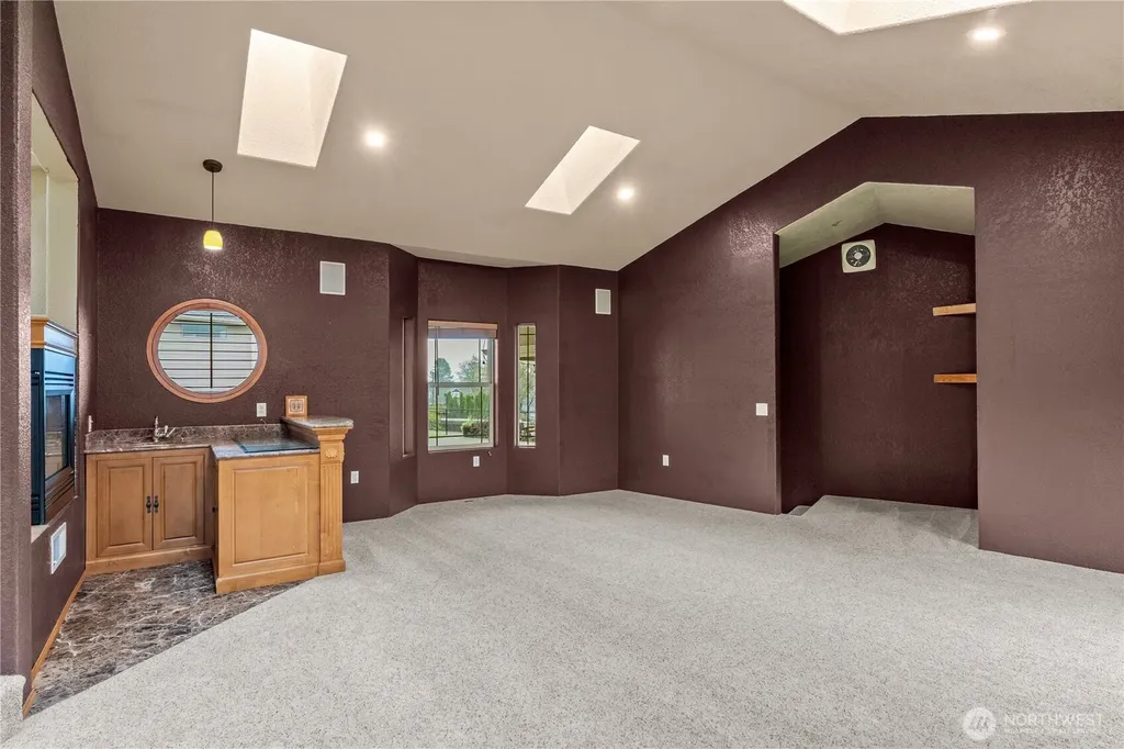 100 S 9th Street Montesano WA 98563
