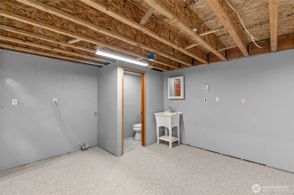 100 S 9th Street Montesano WA 98563