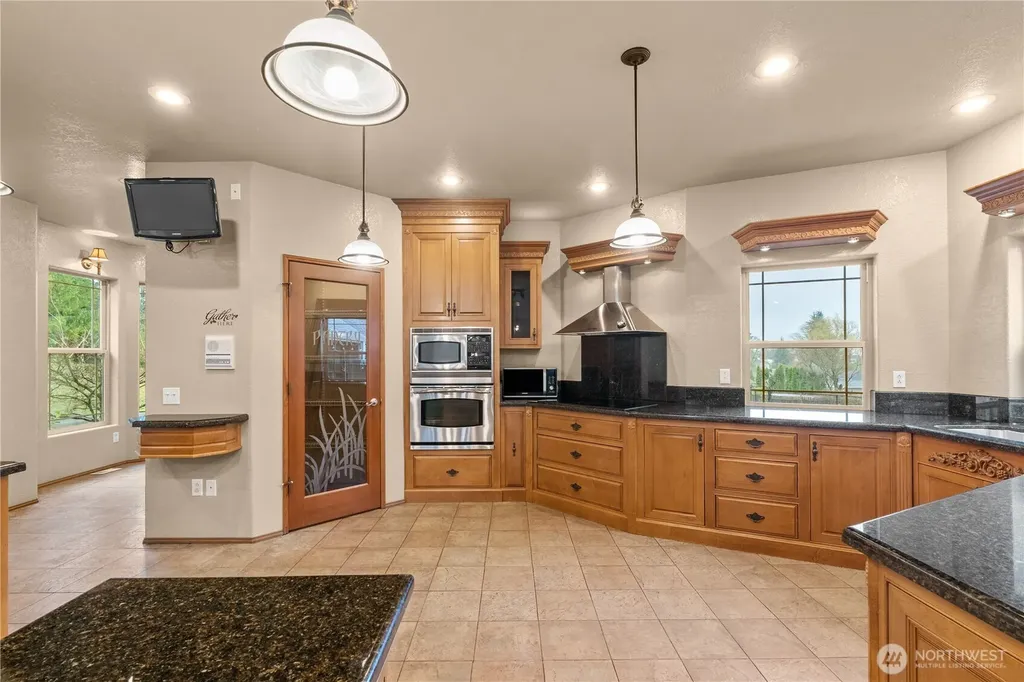 100 S 9th Street Montesano WA 98563