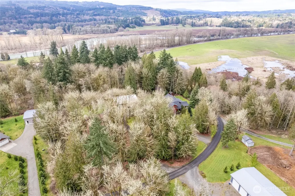 180 Trinity Drive Castle Rock WA 98611