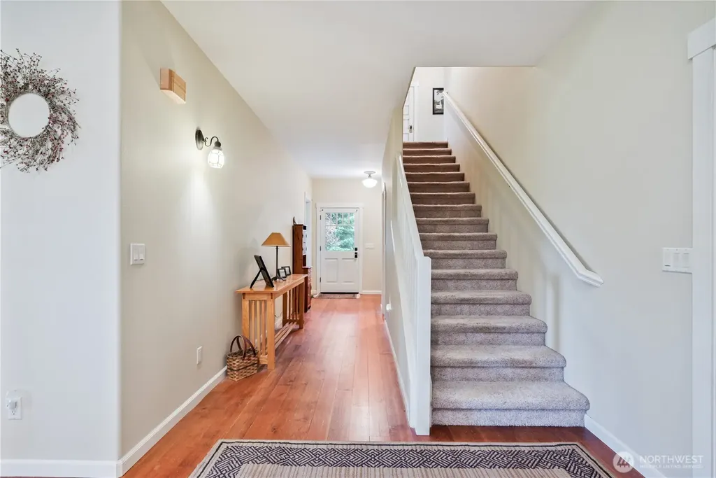 180 Trinity Drive Castle Rock WA 98611
