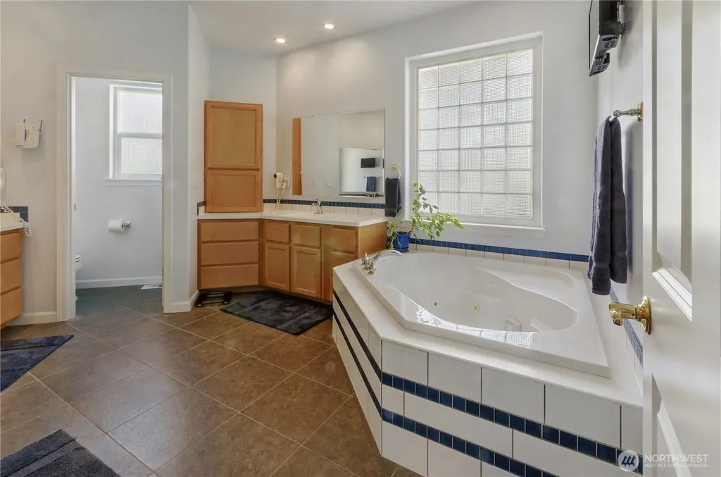 5410 Klipsun Lane SW Olympia WA 98512