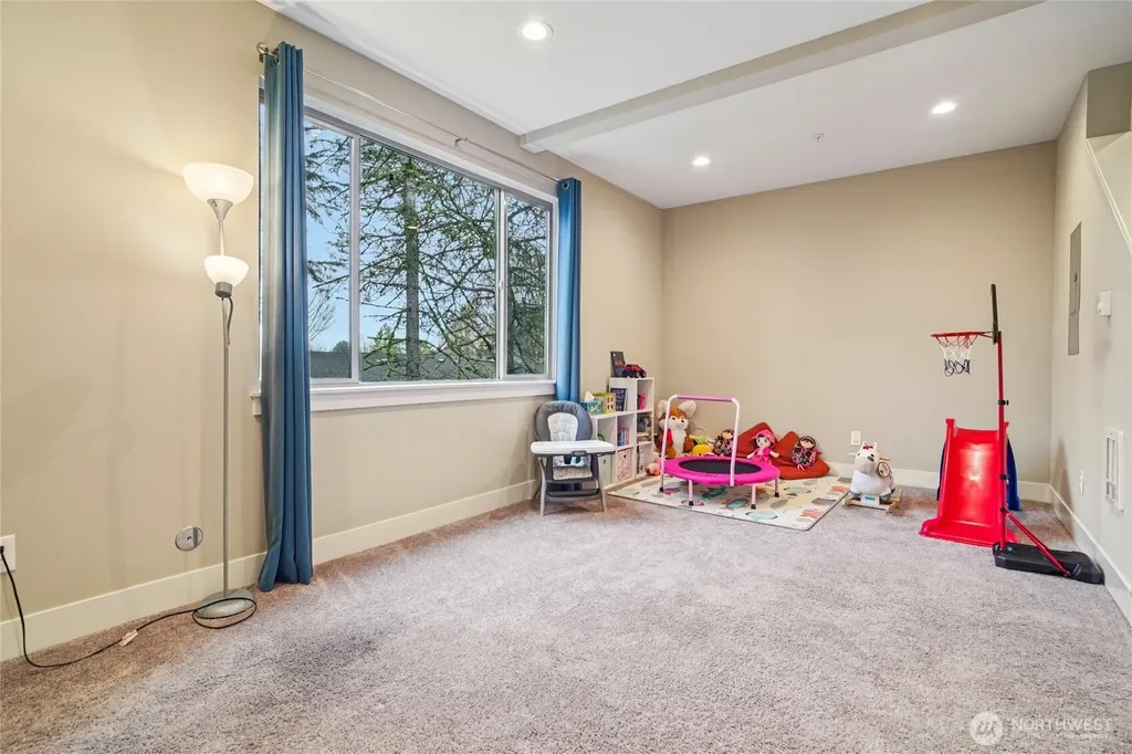 301 S 47th Street Renton WA 98055