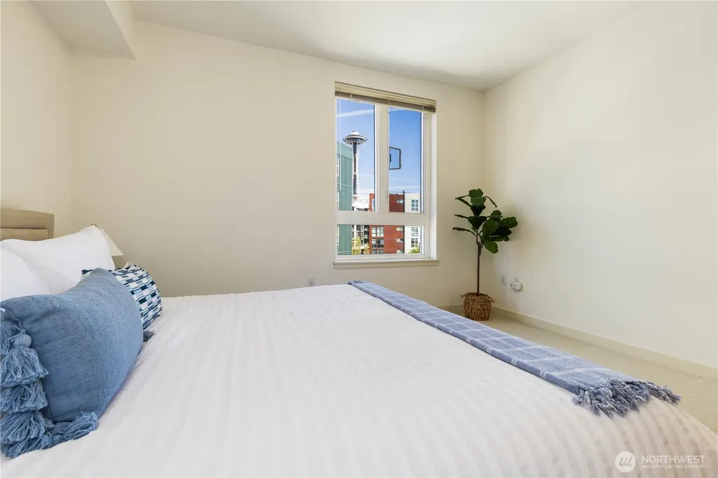 3104 Western Avenue Seattle WA 98121