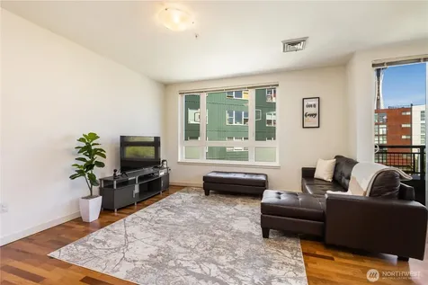 3104 Western Avenue Seattle WA 98121